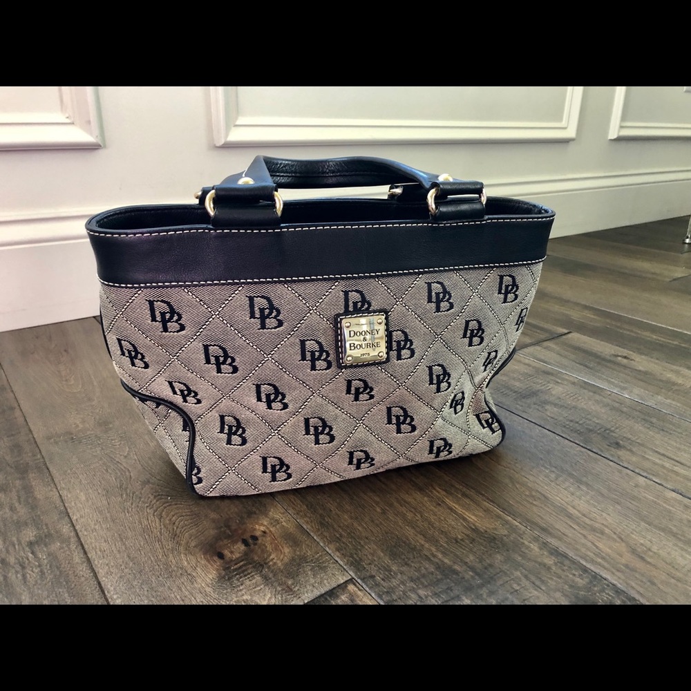Dooney & Bourke handbag